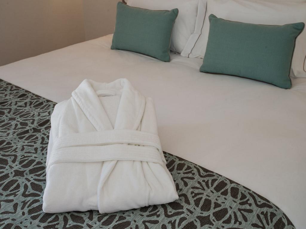Tiamo Secrets - Palm Garden Villa Vourvourou Bagian luar foto